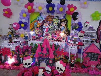 Monster High - (ALEX DECORA