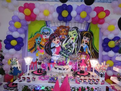 Monster High - (ALEX DECORA