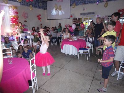 16.08.2015 - Heloisa - 04 anos 