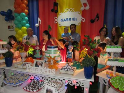 27.05.16 - Gabriel - 01 aninho - Decora