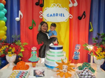 27.05.16 - Gabriel - 01 aninho - Decora