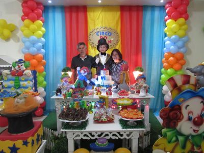 05.01.17 - Juan 07 anos (circo - arco Iris decoracoes) 