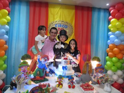 05.01.17 - Juan 07 anos (circo - arco Iris decoracoes) 