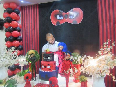 07.10.17 - Manuela - LadyBug (corujinhas festas) 