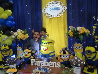 16.11.18 - Daniel 04 anos (minions) 