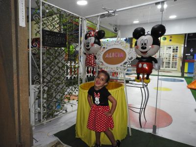 08.03.22 Alicia Mickey e Minie 